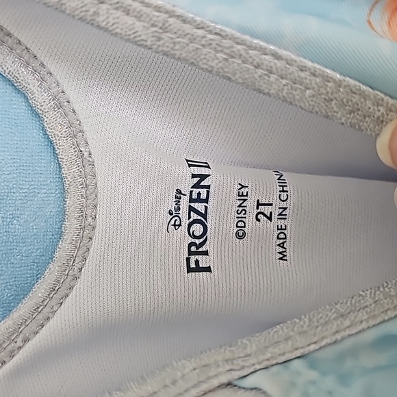 Disney Frozen II Swimsuit and Cover Up Kid Size 2T - Picture 8 of 10